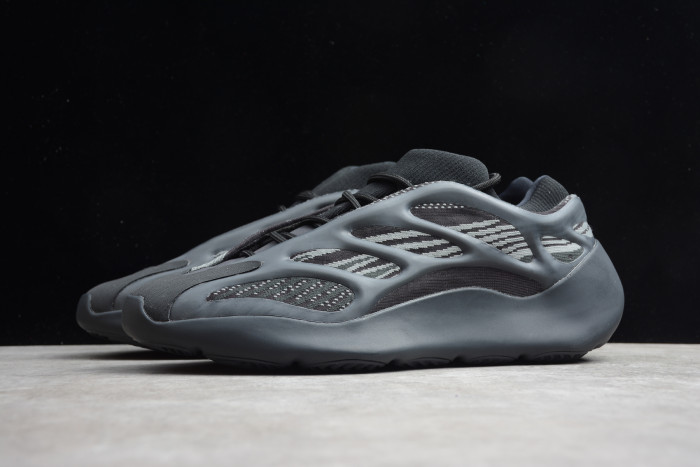 Yeezy Boost 700 V3 Black H67799