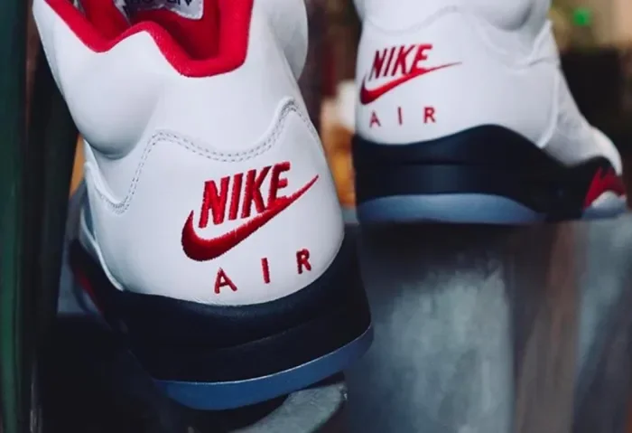 Air Jordan 5 “Fire Red” DA1911-102