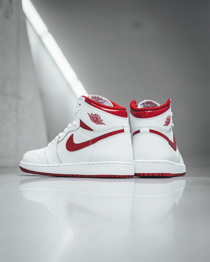 Air Jordan 1 Retro High Og Red Metallic 575441-103