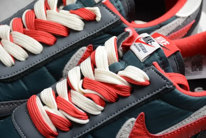 Nike LD Waffle sacai Undercover Midnight Spruce University Red DJ4877-300