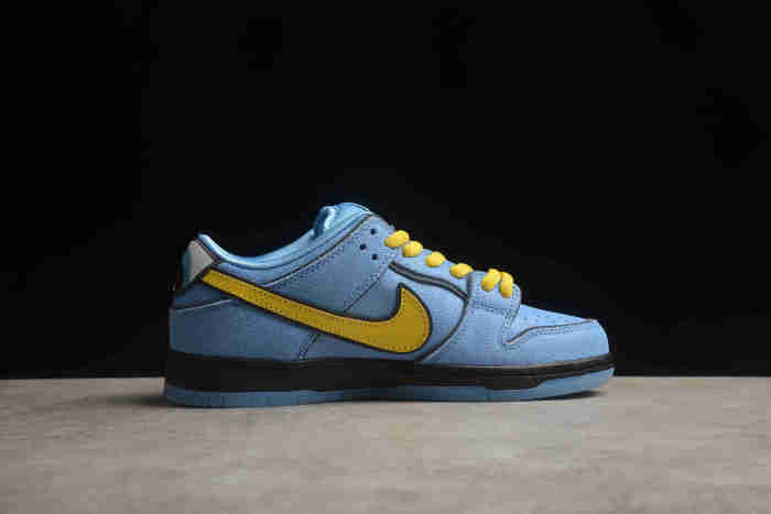 SB Dunk Low Pro QS Bubbles (FZ8320-400)