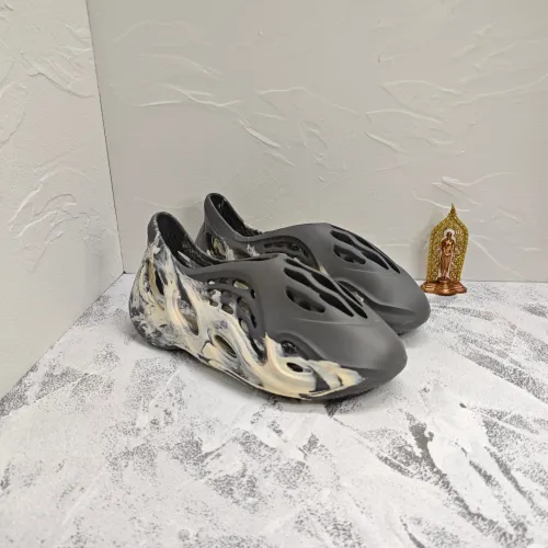 adidas Yeezy Foam Runner Sulfur Non-slip