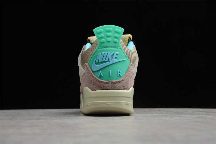 Union LA x Air Jordan 4 Retro “Taupe Haze” DJ5718-242