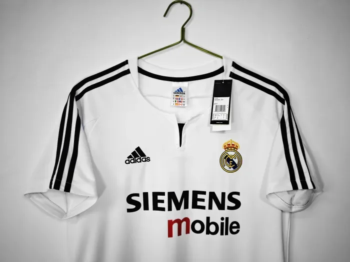 Real Madrid Home Retro Jersey 2003/04