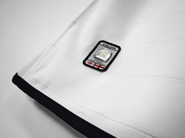 England Home Retro Jersey 2004/05