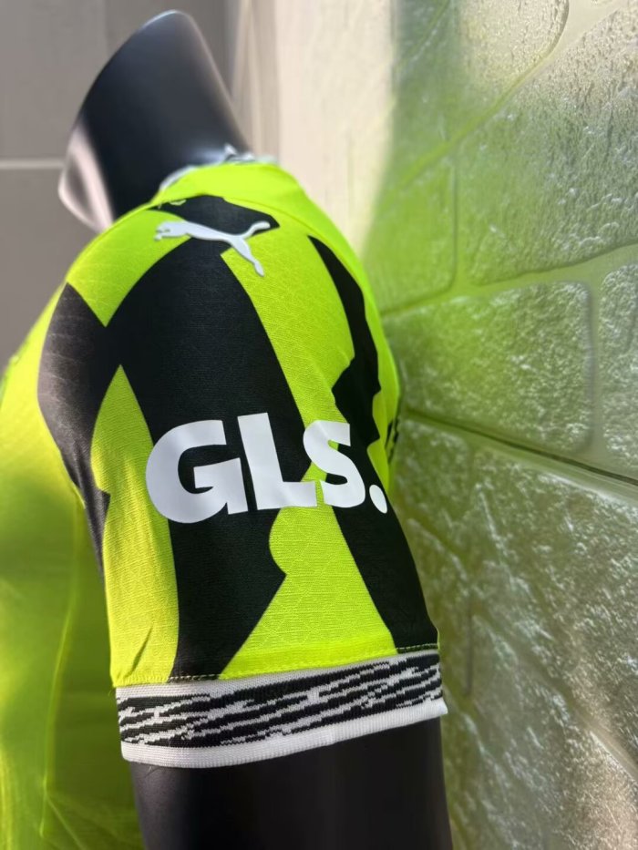 Borussia Dortmund Neon Special Men Player Jersey 24/25