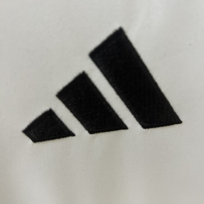 Real Madrid Home Man Jersey 25/26