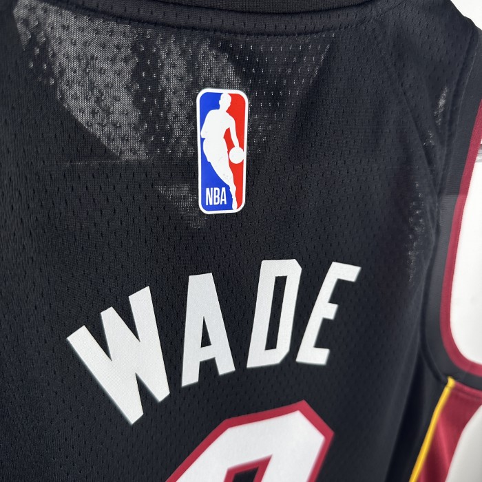 Miami Heat Kids Jersey Black  22/23  No. 3 Wade