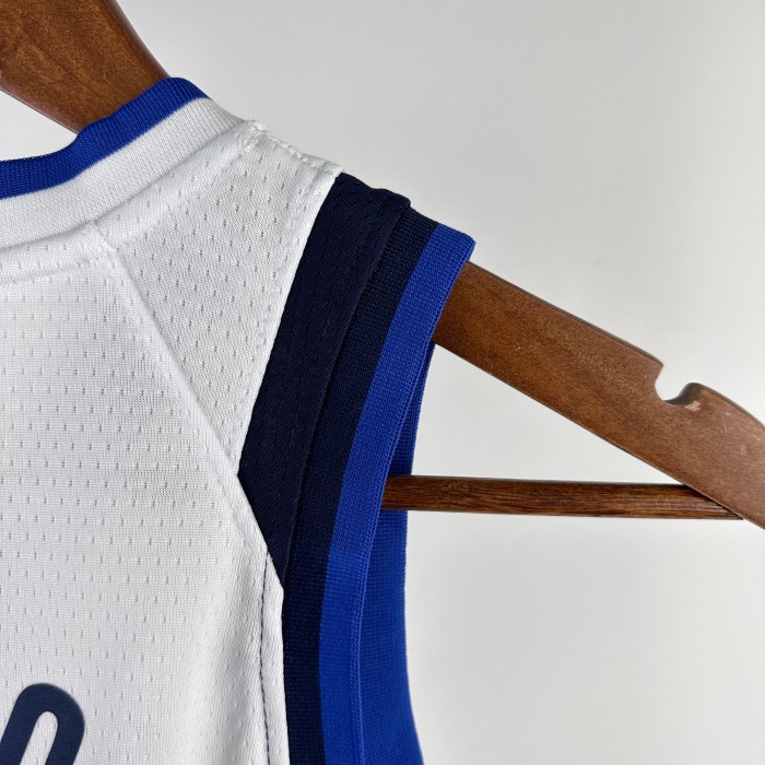 Dallas Mavericks Kids Jersey White City Edition 22/23 No.11 IRVING