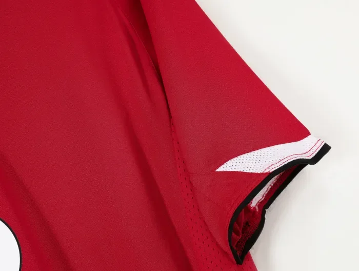 Manchester United Home Retro Jersey 04/06