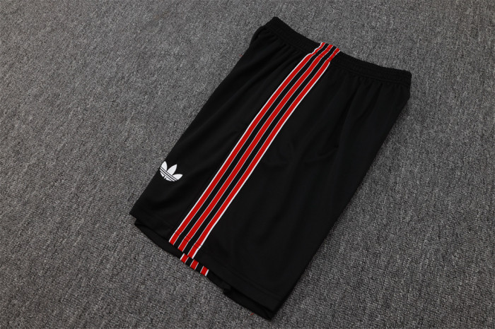 Liverpool Training Jersey 25/26