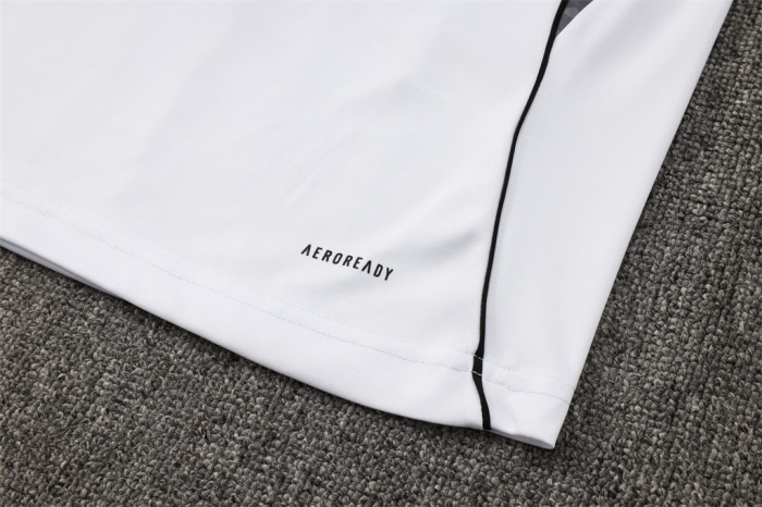 Real Madrid Training Jersey 25/26