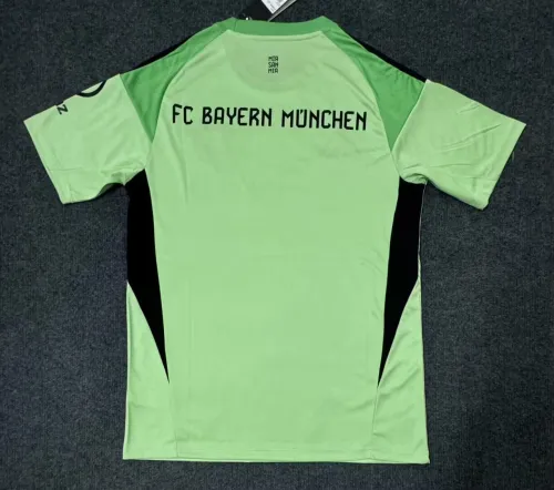 Bayern Munich Goalkeeper Man Jersey 25/26