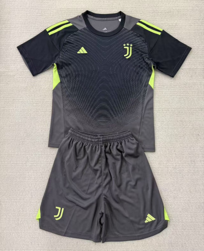 Juventus Goalkeeper Kids Suit 25/26