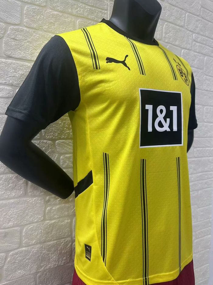 Borussia Dortmund Home Men Player Jersey 24/25