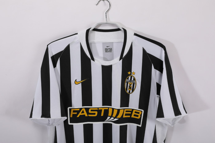 Juventus Home Retro Jersey 2003/04