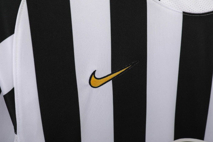 Juventus Home Retro Jersey 2003/04