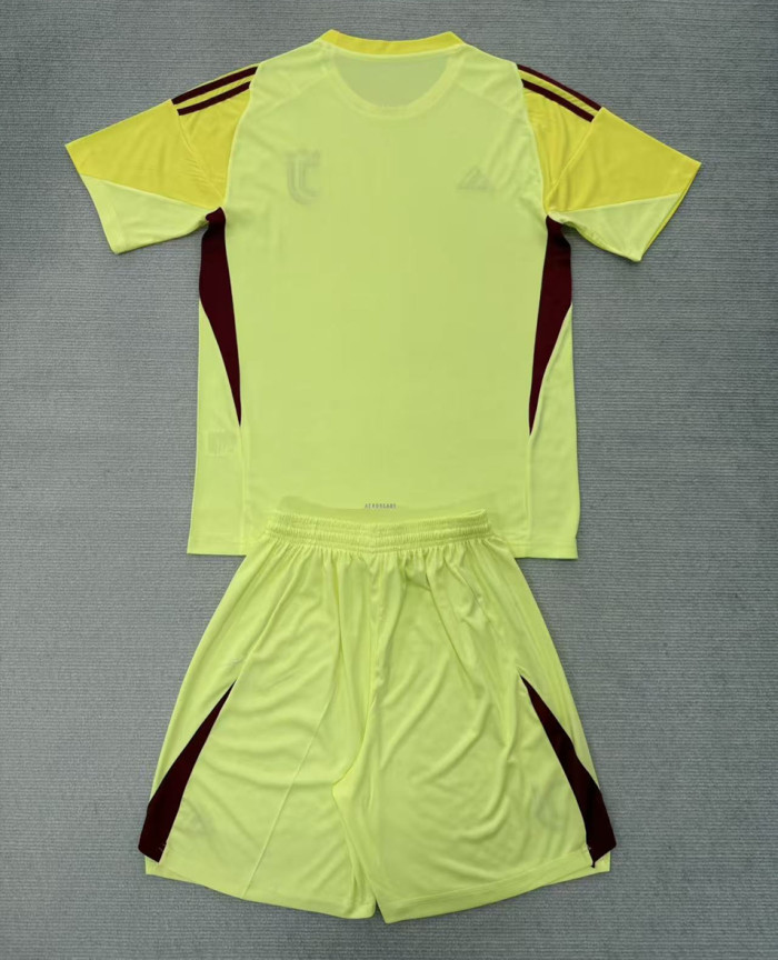 Juventus Goalkeeper Kids Suit 25/26