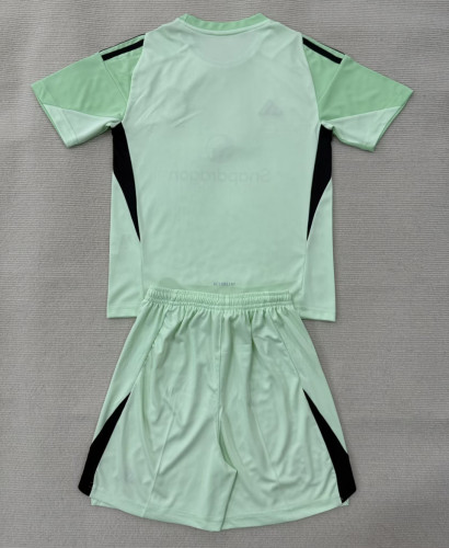 Manchester United Goalkeeper Kids Suit 25/26