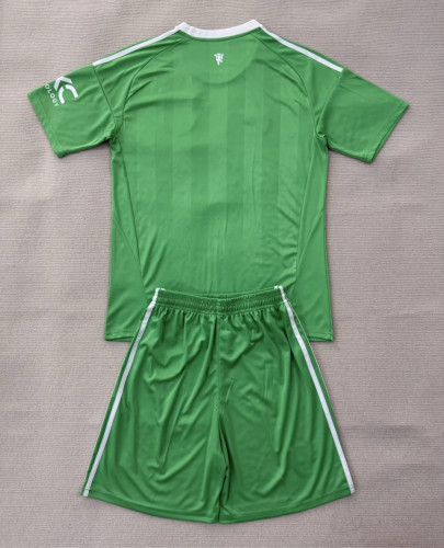 Manchester United Green Goalkeeper Kids Suit 25/26