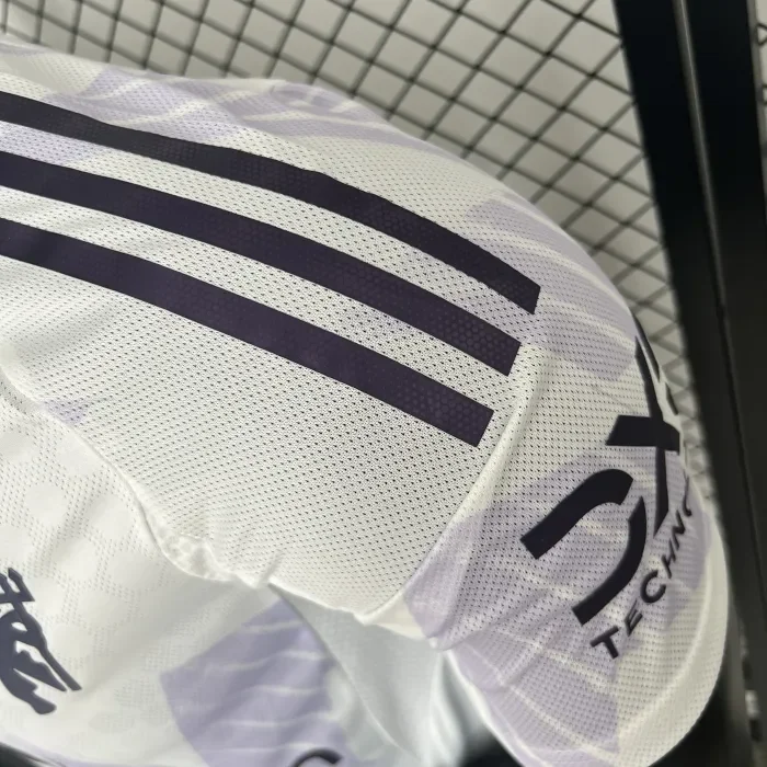 Manchester United Away Player Jersey 25/26