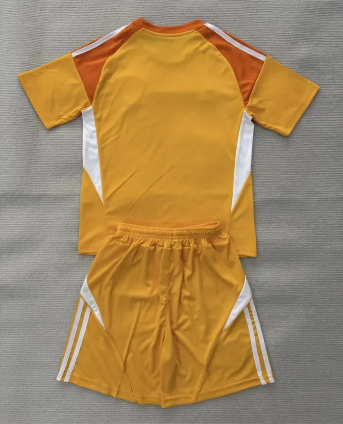 Leeds United Goalkeeper Kids Suit 25/26