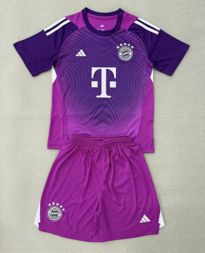 Bayern Munich Goalkeeper Kids Suit 25/26