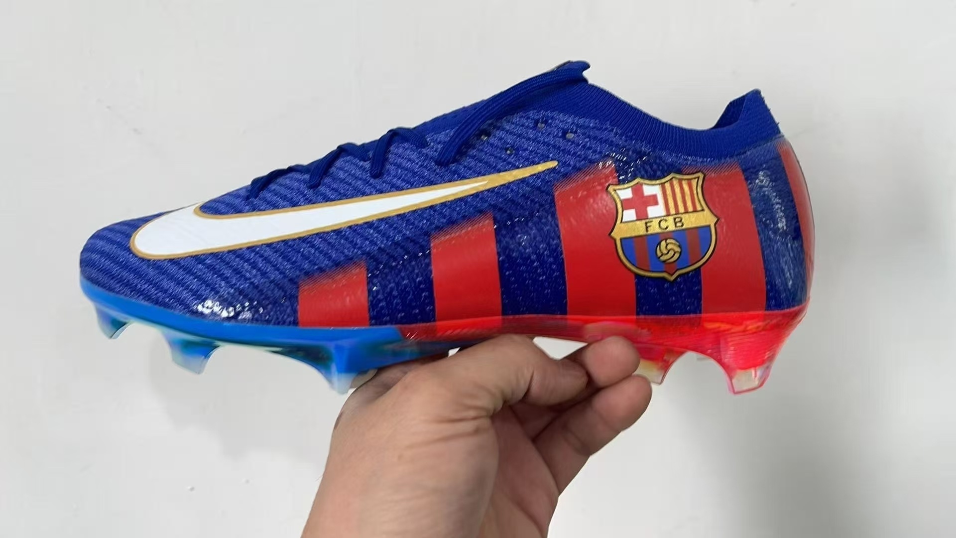 נעלי כדורגל Nike Mercurial Vapor 16 ברצלונה