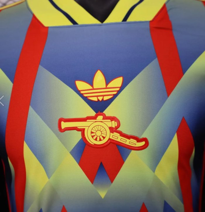 Arsenal Lifestyle Retro Player Jersey 25/26