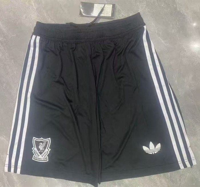 Liverpool Goalkeeper Black Shorts 25/26