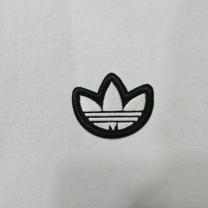 Juventus Retro Hoodie （Multiple colors）