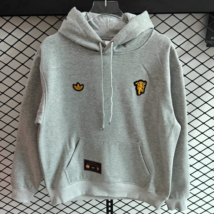Manchester United Retro Hoodie （Multiple colors）