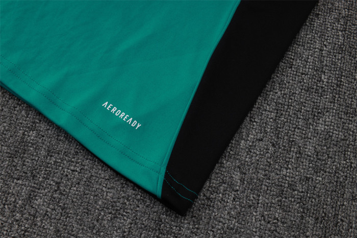 Liverpool Training Short sleeve Suit 25/26