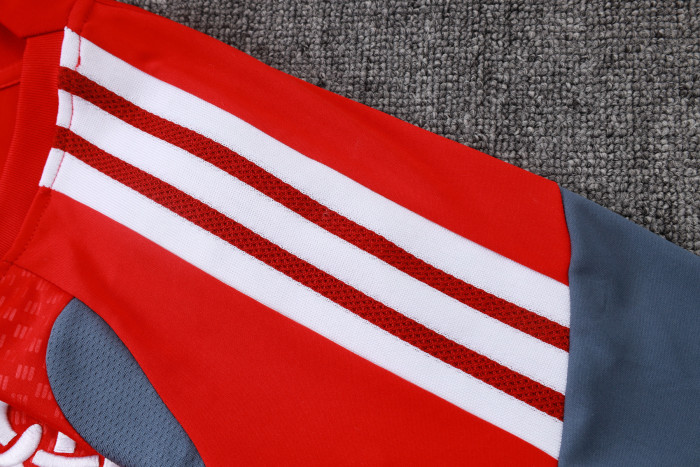 Internacional Training Short sleeve Suit 26/27