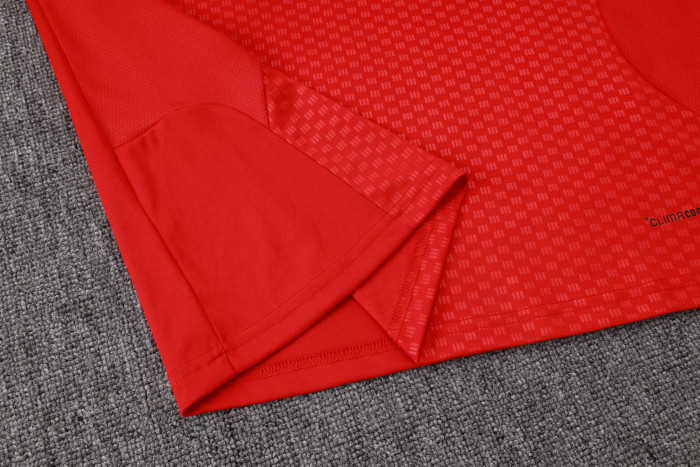 Internacional Training Short sleeve Suit 26/27