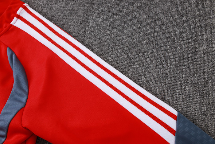 Internacional Training Jacket 26/27