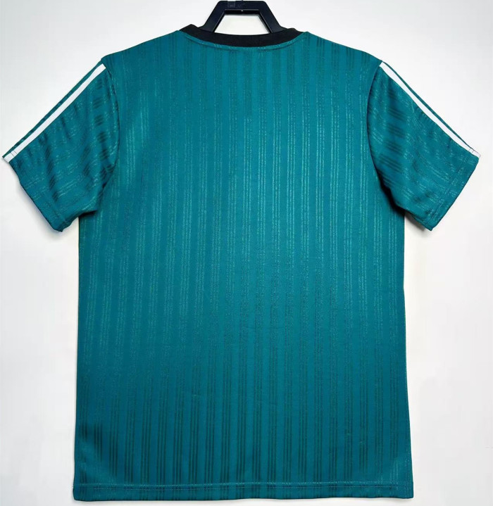 Liverpool 95-96 Special Edition Jersey