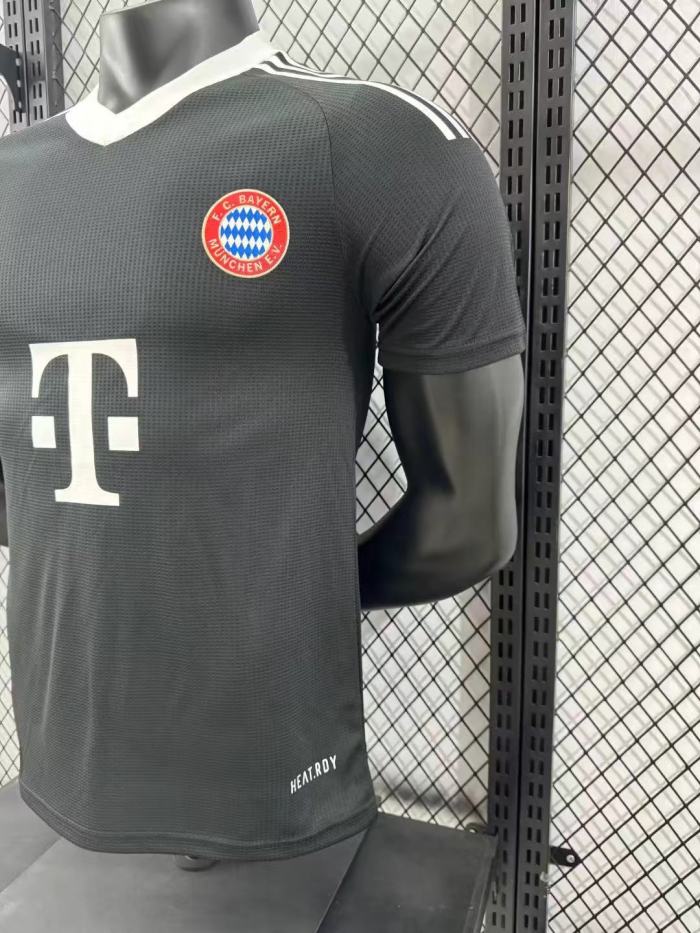 Bayern Munich Goal Keeper Player Jersey 24/25