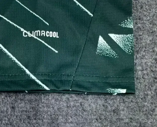Liverpool Home Goalkeeper Man Jersey 26/27