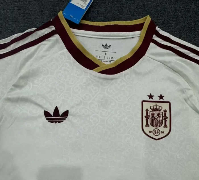 Spain 2026 World Cup Away Man Jersey (2 stars)