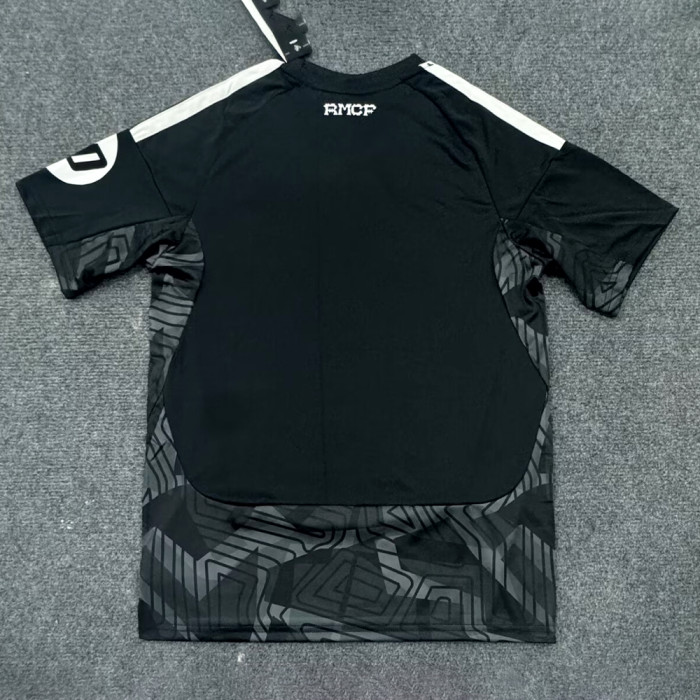 Real Madrid Goalkeeper Men Jersey 26/27