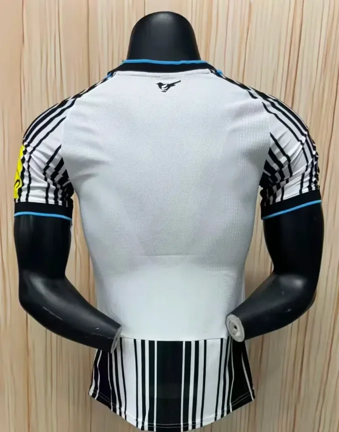 Newcastle United Man Home Player Jersey 26/27