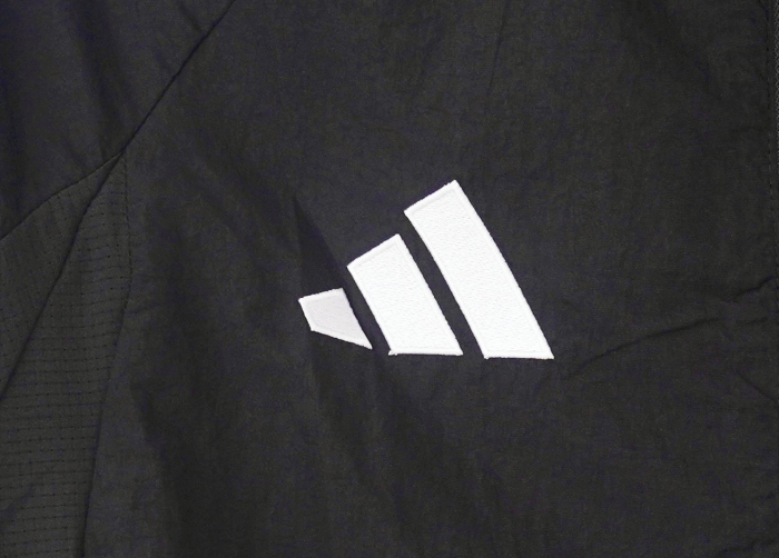 Newcastle United Training Windbreaker 2026