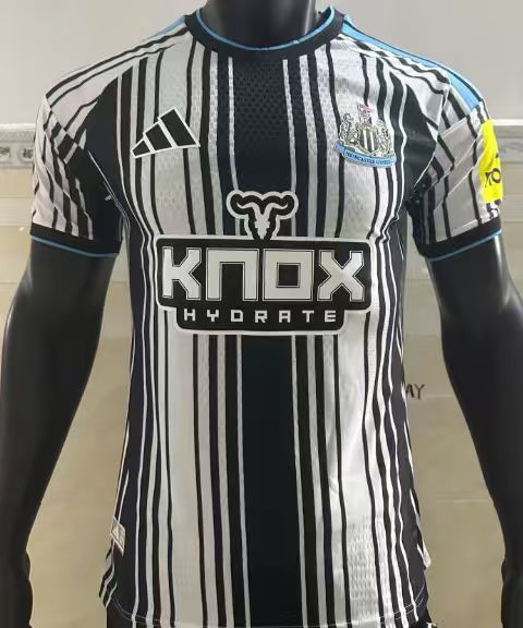 Newcastle United Man Home Player Jersey 26/27