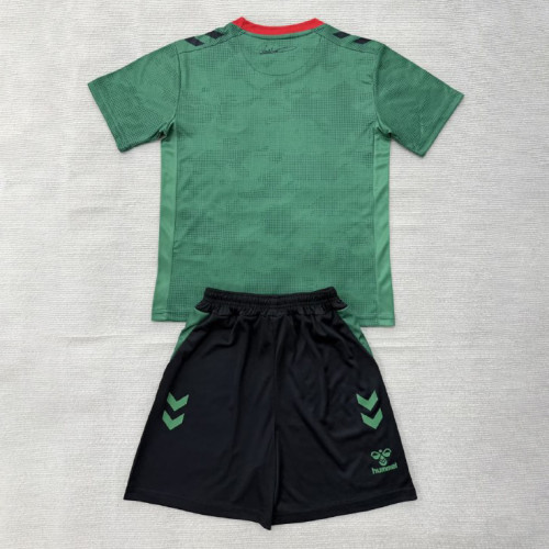 Sunderland Green Goalkeeper Kids Suit 26/27