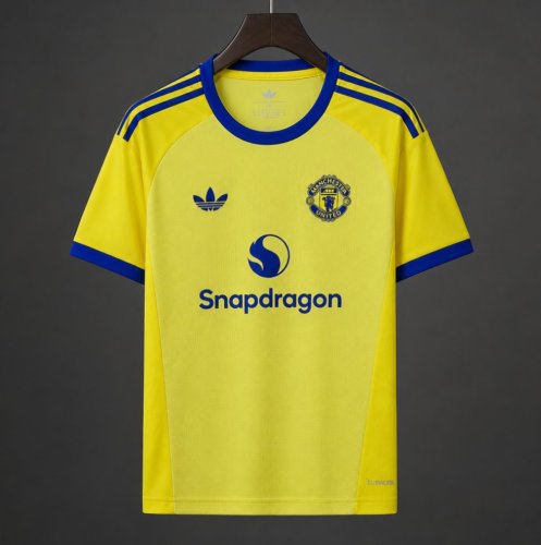 Manchester United Away Goalkeeper Yellow Men Jersey 26/27