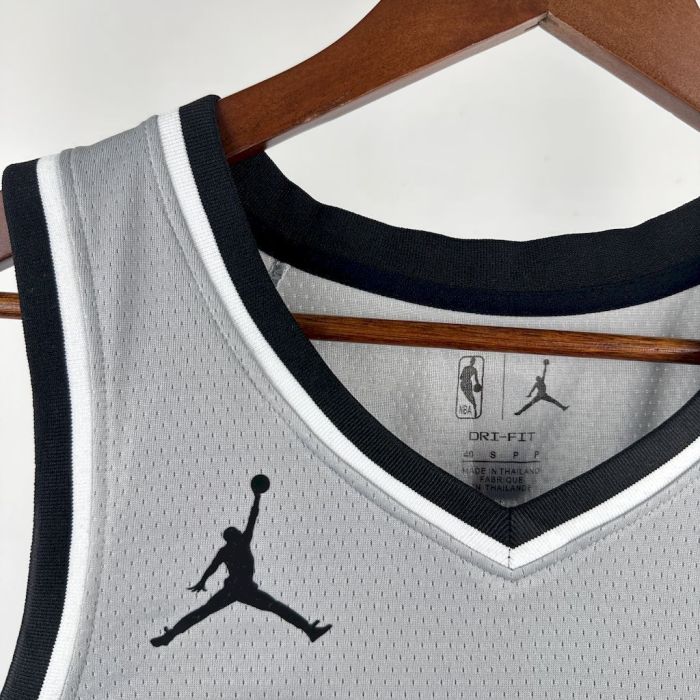 Kawhi Leonard San Antonio Spurs 2021/22 Statement Edition Swingman Jersey Gray