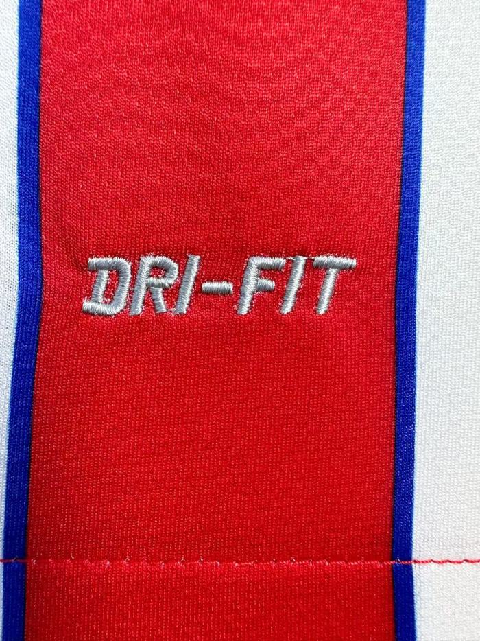 Atletico Madrid Home Retro Jersey 2011/12